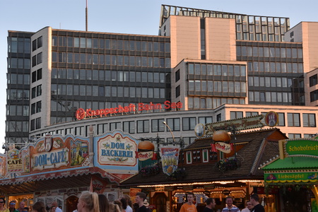 The Hamburger Dom fair in Hamburg, Germanyのeditorial素材