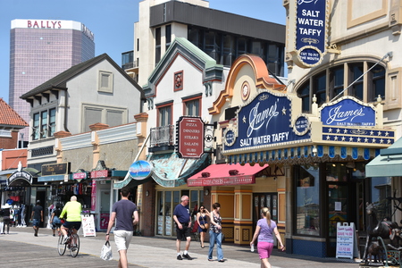 ATLANTIC CITY, NJ - MAY 19: Atlantic City Boardwalk in New Jersey, as seen on May 19, 2019. Atlantic City is a resort city in the northeast known for its casinos, boardwalk and beach.のeditorial素材