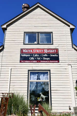 Water Street Market in downtown New Paltz in New York State. It is a quaint open air shopping village featuring over 20 award-winning shops offering antiques, arts and crafts,のeditorial素材