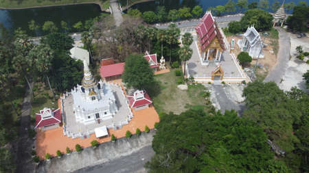 pHUKET is one of the southern provinces  of Thailand. It consists of the island of Phuket, the country's largest island, and another 32 smaller islands off its coast.の写真素材