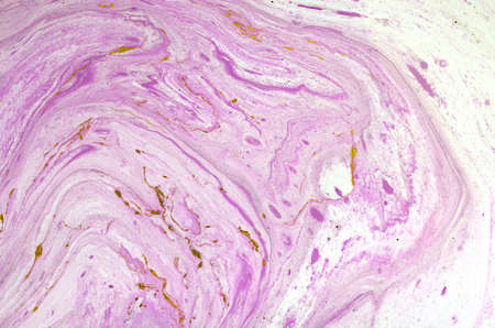 Liquid gold marbled pattern. Pale purple background