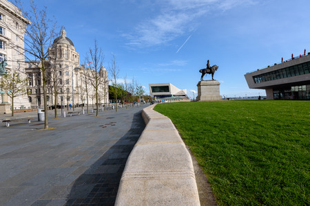 Liverpool Waterfront  with Equestrian statue of King Edward VII and port of Liverpool buildingのeditorial素材