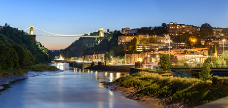 Clifton bridge panning across river Avon in Bristol, UK.の写真素材