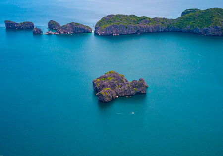 Sea, islands, Ang Thong National Park, high angle