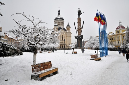 CLUJ NAPOCA, ROMANIA  DEC 1: People of Cluj celebrating the National Day of Romania, on December 1, 2011 in Cluj Napoca, Romania のeditorial素材