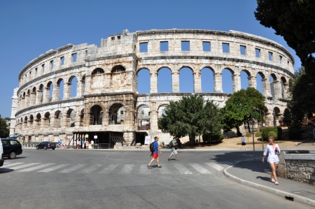 PULA, CROATIA - 15 JULY: Toursits visits the Amphitheather, during the Pula International Theater Festival, on 15 July, 2012 in Pula, Croatiaのeditorial素材