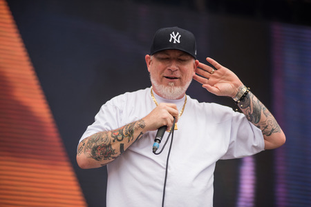 BONTIDA, ROMANIA - JULY 16, 2017: American hip hop band from Los Angeles, California, House of Pain performing a live show at Electric Castle festivalのeditorial素材