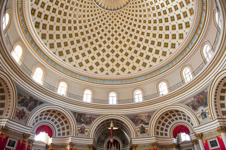 MOSTA, MALTA - AUGUST 21, 2017: The dome of the Rotunda of Mosta (Church of the Assumption of Our Lady) is the third largest unsupported dome in the World and was built between 1833 and 1860のeditorial素材