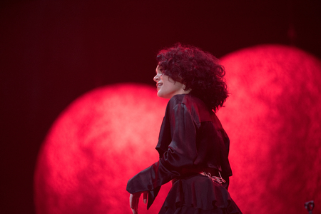 BONTIDA, ROMANIA - JULY 22, 2018: Singer Jessie J and her band performing live on the Main Stage of Electric Castle festivalのeditorial素材