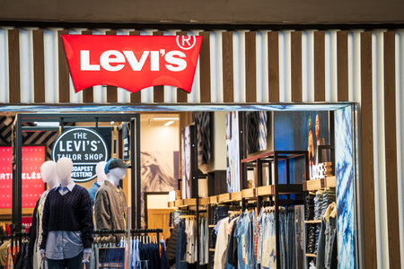 Levis store frontのeditorial素材