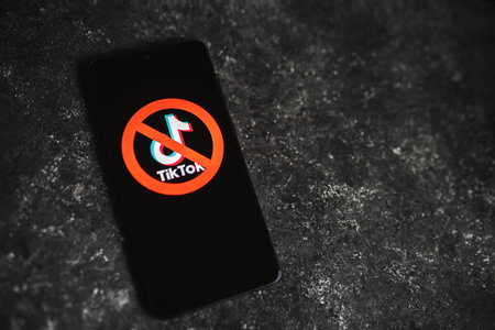 Tiktok ban, logo crossed-outのeditorial素材