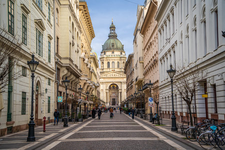 Budapest street and St. Stephens Basilicaのeditorial素材