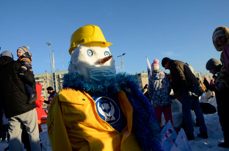 Filmed in December 2020 in Chelyabinsk. Traditional competition of snow Santa Claus, Snowmen. And also homemade snowmen.のeditorial素材