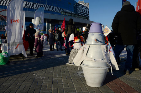 Filmed in December 2020 in Chelyabinsk. Traditional competition of snow Santa Claus, Snowmen. And also homemade snowmen.のeditorial素材