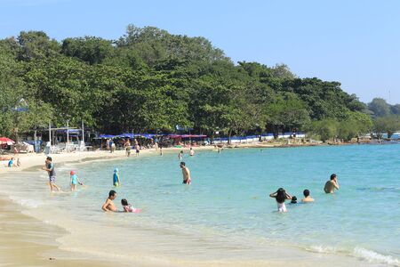 Pattaya, Thailand - December 21: seaside holiday on the beach December 21, 2014 in Pattaya, Thailand.のeditorial素材