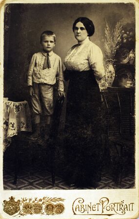 Cabinet portrait