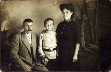 Cabinet portrait