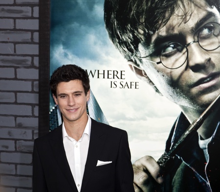 NEW YORK - NOVEMBER 15: Actor Drew Roy attends the premiere of 'Harry Potter and the Deathly Hallows: Part 1' at Alice Tully Hall on November 15, 2010 in New York City.のeditorial素材
