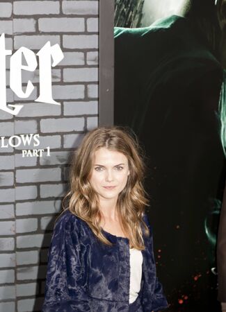 NEW YORK - NOVEMBER 15: Actress Keri Russell attends the premiere of 'Harry Potter and the Deathly Hallows: Part 1' at Alice Tully Hall on November 15, 2010 in New York City.のeditorial素材