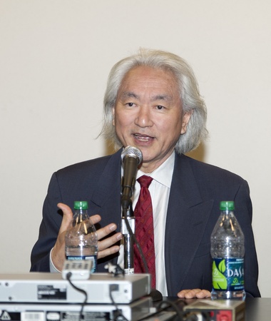 NEW YORK, NY - OCTOBER 15: Dr. Michio Kaku attends 2011 New York Comic Con at the Jacob Javits Center on October 15, 2011 in New York City.のeditorial素材