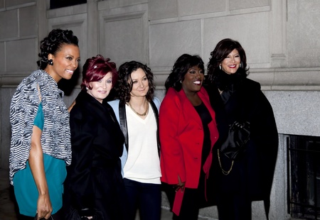 NEW YORK - DECEMBER 10: (L-R) Aisha Tyler, Sharon Osbourne, Sara Gilbert, Sheryl Underwood & Julie Chen attend CBS のeditorial素材