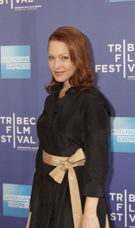 NEW YORK, NY - APRIL 24: Actress Erin Cummings attends HBO's 'The Battle of amfAR' premiere at Tribeca Film Festival on April 24, 2013 in New York City.のeditorial素材