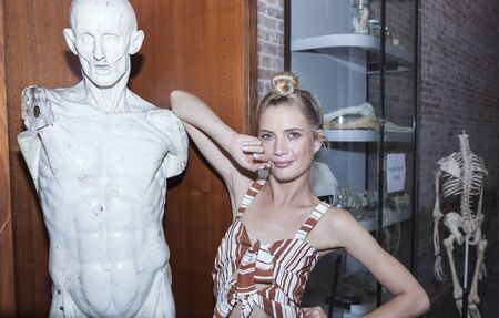 New York, NY, USA - September 7, 2016: A model prepares backstage for the WHIT Spring?Summer 2017 collection presentation during New York Fashion Week SS 2017 at The New York Academy of Artのeditorial素材