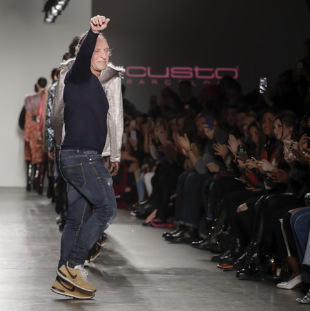 New York, NY, USA - February 12, 2017: Custo Dalmau walks runway for the Custo Barcelona Fall/Winter 2017 runway show during New York Fashion Week at Pier 59 Studios at Chelsea Piers, Manhattanのeditorial素材