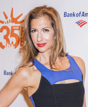 New York, NY, USA - April 17, 2018: Alysia Reiner attends the Food Bank for New York City's Can Do Awards Dinner at Cipriani Wall Street, Manhattanのeditorial素材