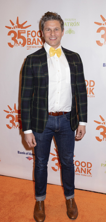 New York, NY, USA - April 17, 2018: David Burtka attends the Food Bank for New York City's Can Do Awards Dinner at Cipriani Wall Street, Manhattanのeditorial素材