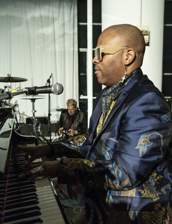 New York, NY - October 13, 2018: Davell Crawford performs at Loft Party A Night for the Soul for Jazz Foundation of America at Hudson Studios, Manhattanのeditorial素材