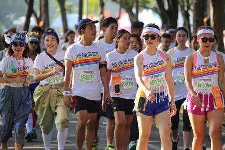 BANGKOK NOVEMBER 1 : Crowds of unidentified people at The Color Run on November 1, 2015 in Bangkok, Thailand. The Color Run is a worldwide hosted fun race in Bangkok.のeditorial素材