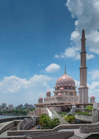 Famous pink mosque in Putrajayaのeditorial素材