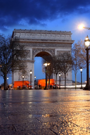 Paris, Famous Arc de Triumph in evening , France の写真素材