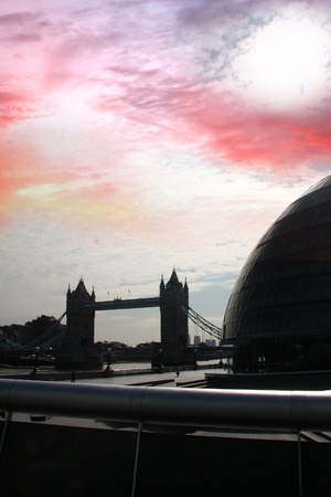 Tower Bridge in the evening in London, UKの写真素材