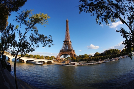 Eiffel Tower with Seine in Paris, Franceのeditorial素材