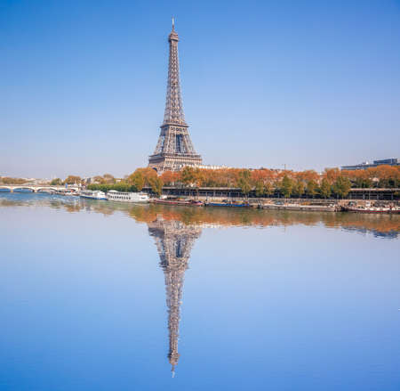 Eiffel Tower with autumn leaves in Paris, Franceの写真素材