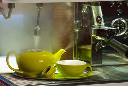 Bar - preparing tea in a tea pot の写真素材