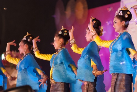 CHIANGMAI, THAILAND - JANUARY 3: Thai lanna style classical dance show during the "Miss chiangmai contest 2012" at Chiangmai province on January 3, 2012 in Chiangmai, Thailand.のeditorial素材