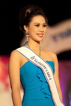 CHIANGMAI, THAILAND - JANUARY 3: Patcharaporn Munsang during the "Miss chiangmai contest 2012" at Chiangmai province on January 3, 2012 in Chiangmai, Thailand.のeditorial素材