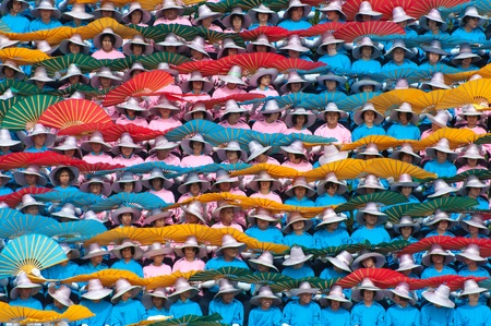 KO SAMUI - JULY 19: Cheer stage of local school in action during Sport Day on July 18-21, 2012 in Ko samui, Thailand.のeditorial素材
