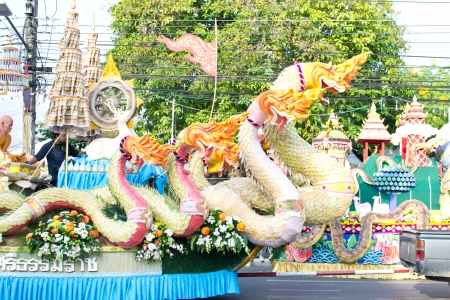 NAKHON SRI THUMMARAT - OCTOBER 14: "NGAN DUAN SIB" Traditional of buddhist festival; Decorations of the parade on October 14, 2012 in nakhon sri thummarat, Thailand.のeditorial素材