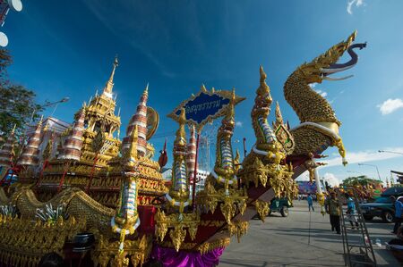 KO SAMUI - NOVEMBER 8: "NGAN DUAN SIB", Traditional of buddhist festival, Decorations of the parade on November 8, 2012 in ko samui surat thani, Thailand.のeditorial素材
