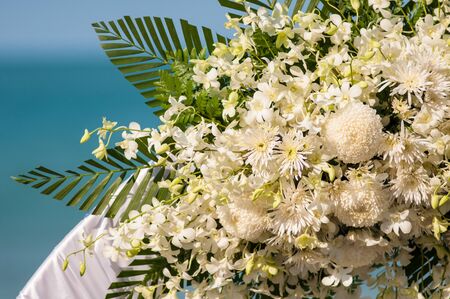 Wedding flowers, decor.