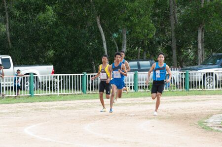 kO SAMUI,SURAT THANI - JULY 19 : Unidentified Thai students 13 - 16 years old athletes in action during sport day on July 19, 2012 in ko samui, Surat Thani, Thailand.のeditorial素材