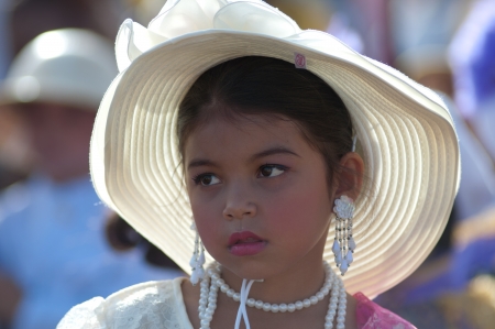 KO SAMUI,SURAT THANI - JULY 18 : Unidentified Thai students 4 - 7 years old in ceremony uniform during sport parade on July 18, 2012 in ko samui, Surat Thani, Thailand.のeditorial素材