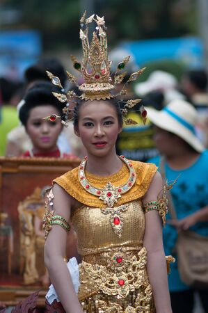SURAT THANI - OCTOBER 20: "NGAN DUAN SIB" Traditional of buddhist festival; Decorations of the parade on October 20, 2013 in Surat Thani, Thailand.のeditorial素材