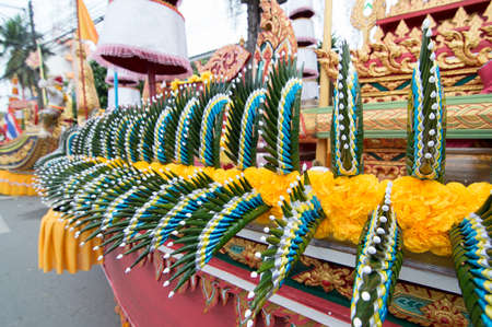 SURAT THANI - OCTOBER 20: "NGAN DUAN SIB" Traditional of buddhist festival; Decorations of the parade on October 20, 2013 in Surat Thani, Thailand.のeditorial素材