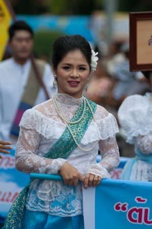 SURAT THANI - OCTOBER 20: "NGAN DUAN SIB" Traditional of buddhist festival; Decorations of the parade on October 20, 2013 in Surat Thani, Thailand.のeditorial素材