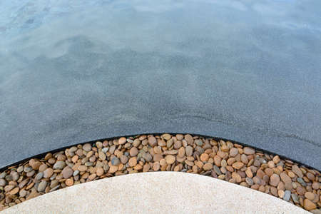 curve line of the edge of swimmimg pool.